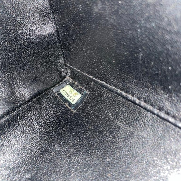 💃🏻100% Authentic Chanel Bag NWOT - Picture 2 of 16